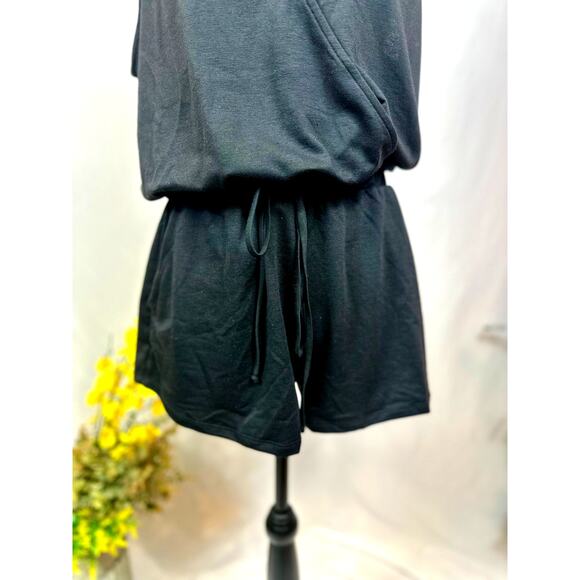LBLC the Label Lauren Romper Drawstring Waist Pockets Black M - Picture 9 of 16